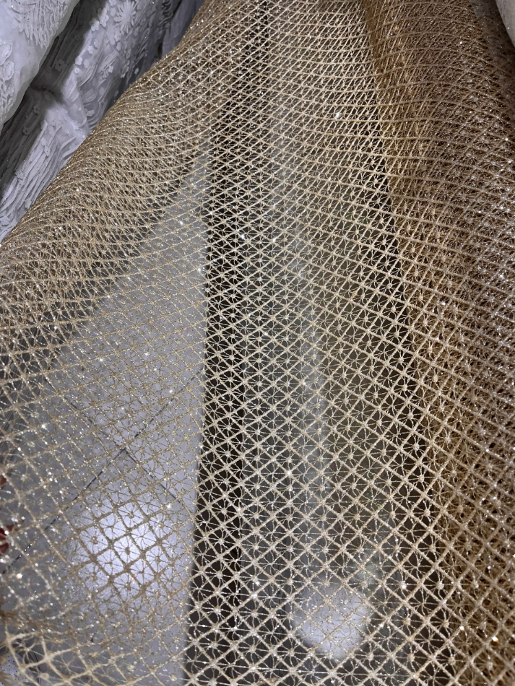 Diamond Grid Perspectief Holle - Crystal Mesh Fabric recensie en prijs
