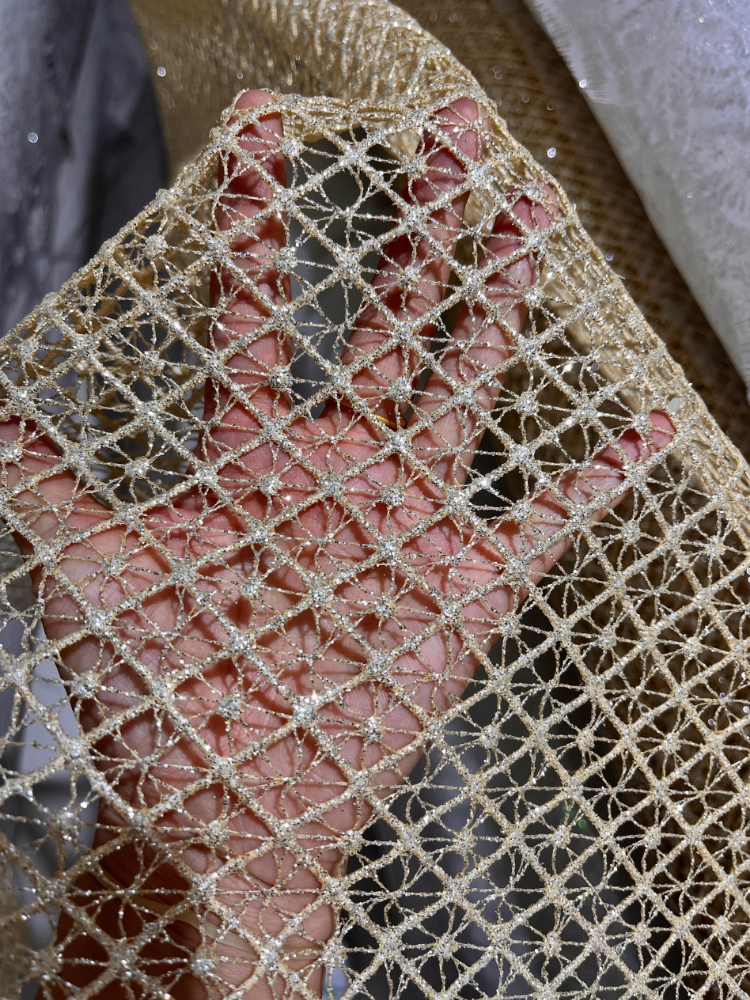 Diamond Grid Perspectief Holle - Crystal Mesh Fabric recensie en prijs